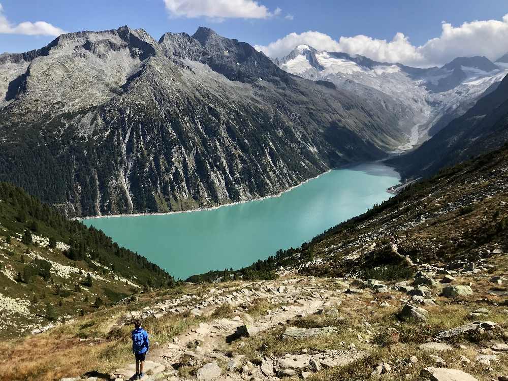 Schlegeisspeicher - oben in den Tuxer Alpen mit Blick auf den Gletscher