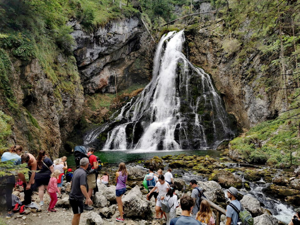 Österreich Sehenswürdigkeiten - die Wasserfall Arena beim Gollinger Wasserfall