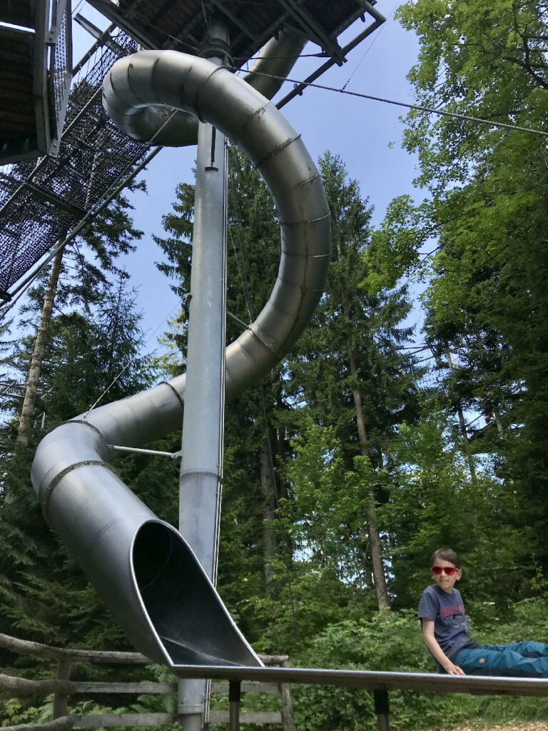 Sehenswürdigkeiten Deutschland mit Kindern - der Skywalk Scheidegg ist ein Top-Ziel!