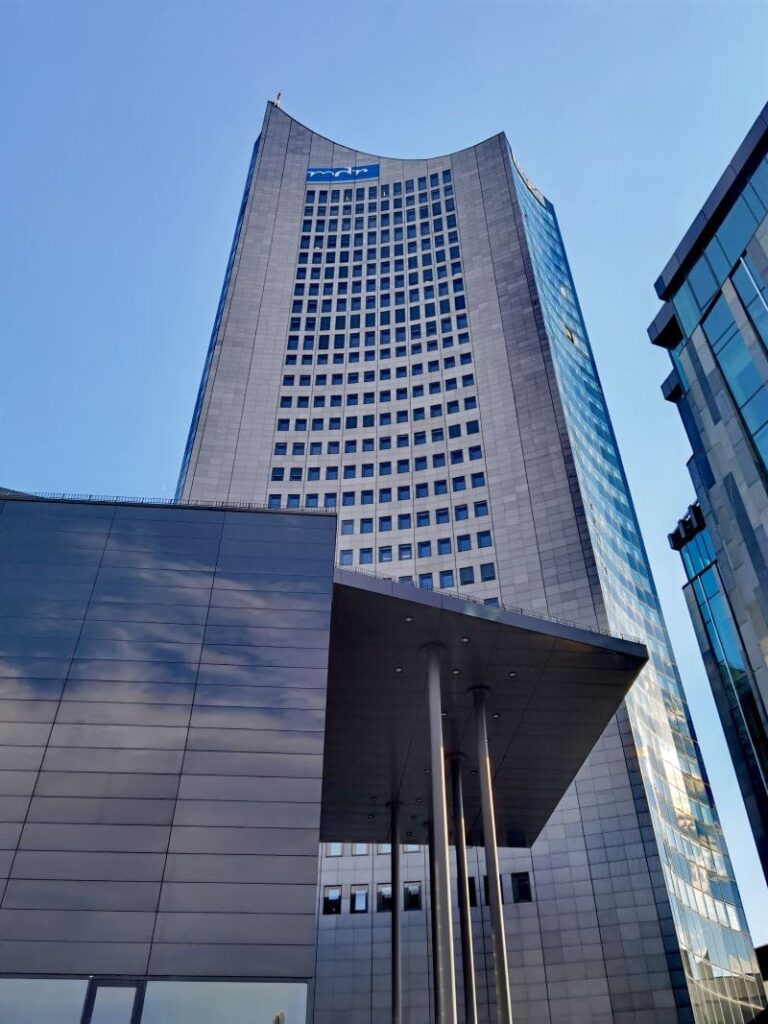 Die höchste der Leipzig Sehenswürdigkeiten - das City Hochhaus