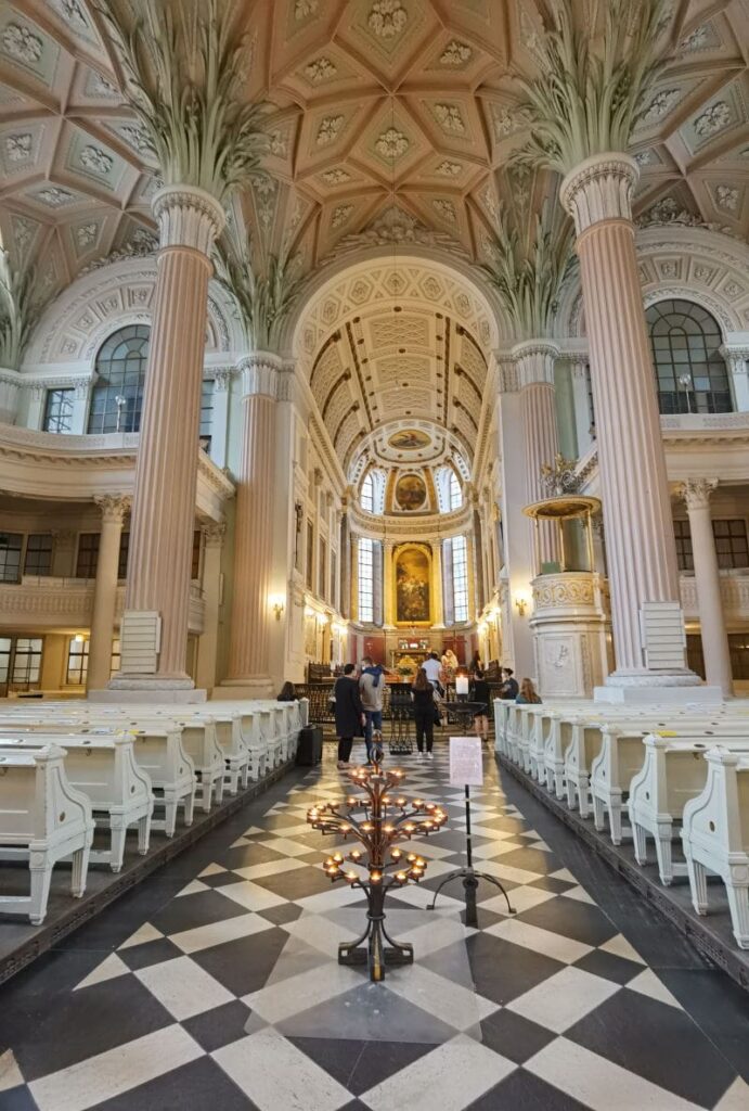 Eine der berühmtesten Leipzig Sehenswürdigkeiten - von der Nicolaikirche ging die Friedensbewegung aus