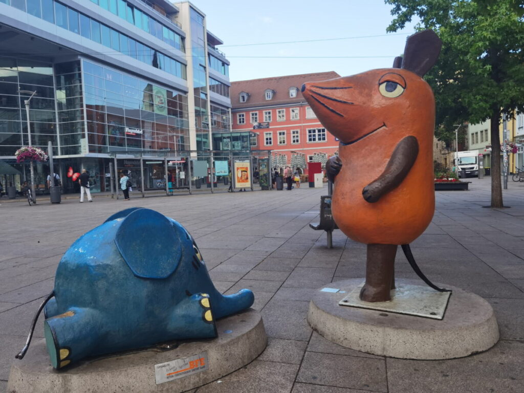 Die Figuren des KiKa Kinderfernsehens sind Erfurt Sehenswürdigkeiten und in der ganzen Stadt verteilt