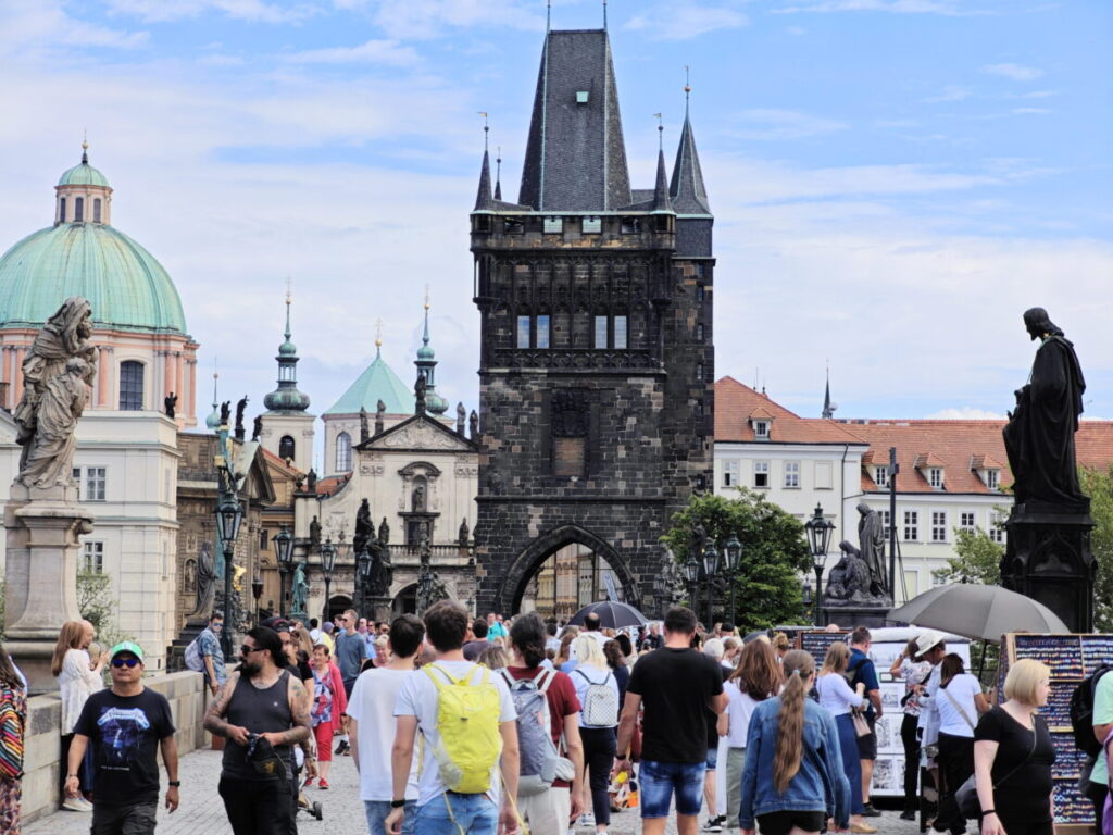 Sehenswürdigkeiten Tschechien - Aussicht vom Altstädter Brückenturm auf die Karlsbrücke